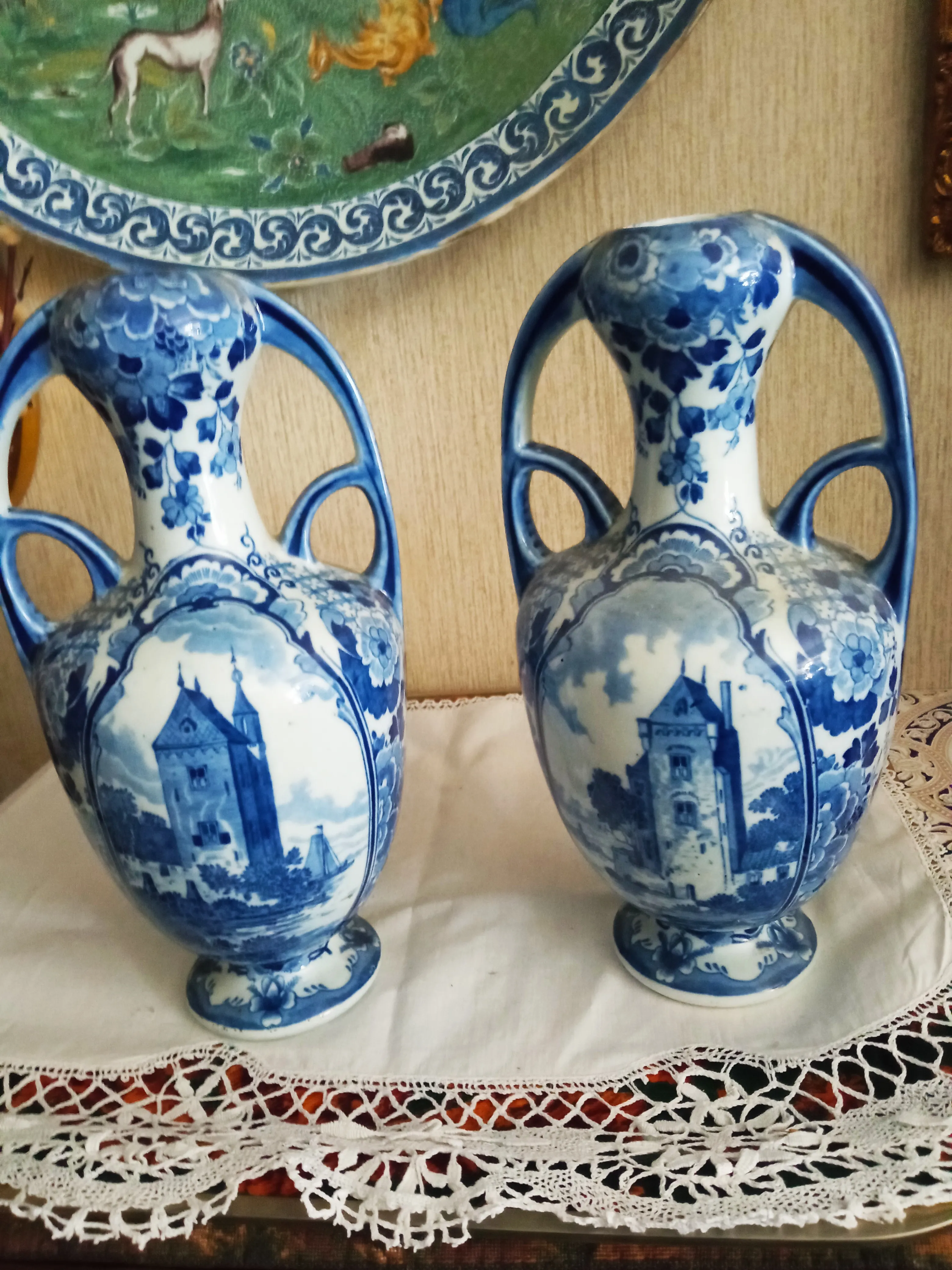 Paire de vases de Delft
